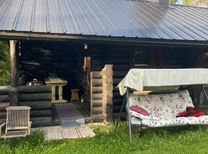 Valkolan Kartanon Saunamoekki Orman Evi *